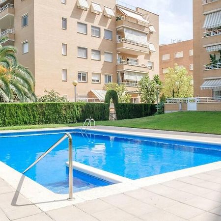 Apartamento En Complejo Residencial, Con Piscina. سالو المظهر الخارجي الصورة