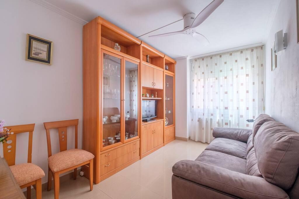 Apartamento En Complejo Residencial, Con Piscina. سالو المظهر الخارجي الصورة