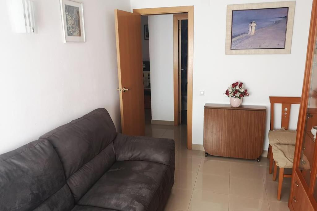 Apartamento En Complejo Residencial, Con Piscina. سالو المظهر الخارجي الصورة