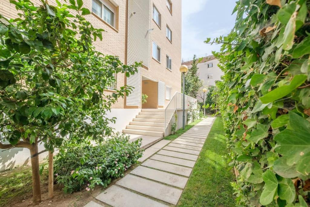Apartamento En Complejo Residencial, Con Piscina. سالو المظهر الخارجي الصورة