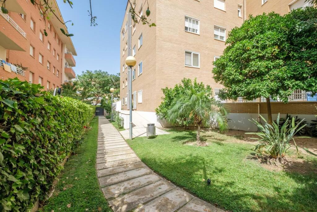 Apartamento En Complejo Residencial, Con Piscina. سالو المظهر الخارجي الصورة